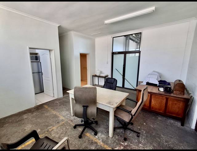 525M² MINI FACTORY FOR SALE IN ATLANTIS INDUSTRIAL